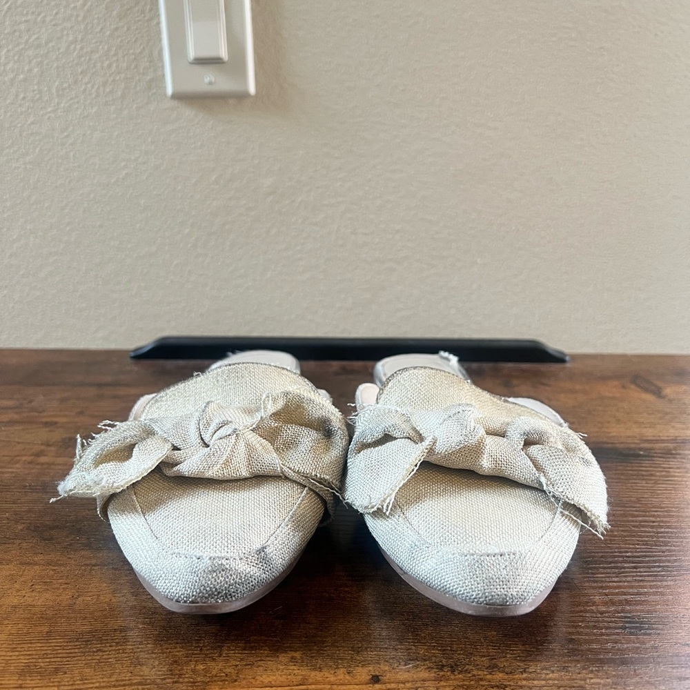 JustFab Cream Flats with Decorative Bows